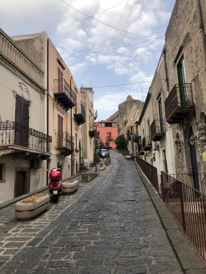 Вілла Isola - Lipari Centro Storico Екстер'єр фото